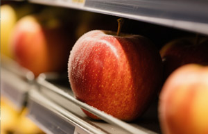 蘋果帶皮吃更營養(yǎng)還是削皮吃更安全?